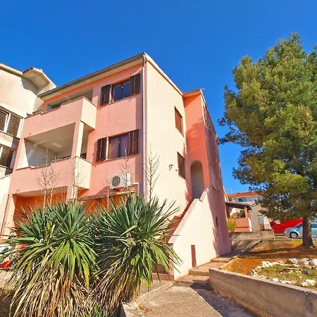 Apartment Fuer 3 Personen Ca 40 Qm In Pula, Istrien Istrische Riviera *