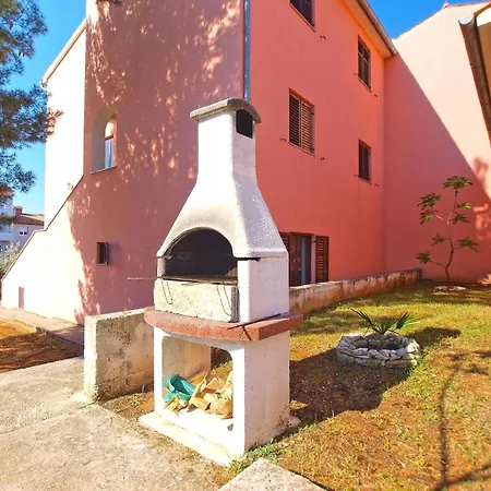 Apartment Fuer 3 Personen Ca 40 Qm In Pula, Istrien Istrische Riviera *