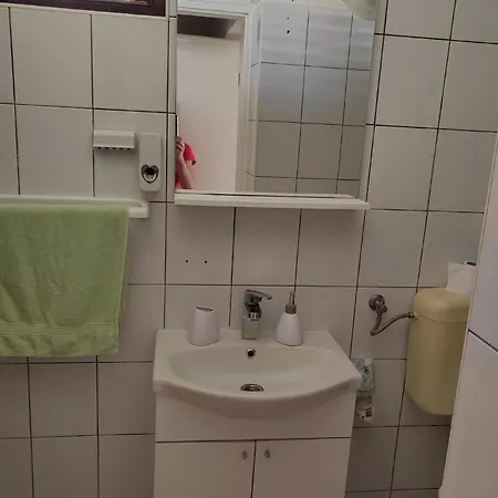 Apartment Fuer 3 Personen Ca 40 Qm In Pula, Istrien Istrische Riviera *