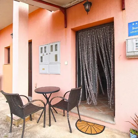 Fuer 3 Personen Ca 40 Qm In Pula, Istrien Istrische Riviera * Pula
