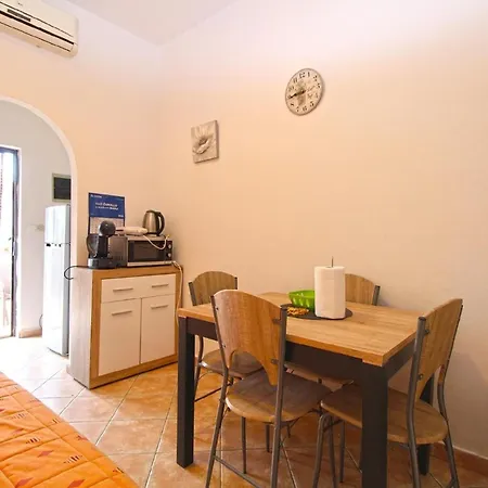 Fuer 3 Personen Ca 40 Qm In Pula, Istrien Istrische Riviera Pula
